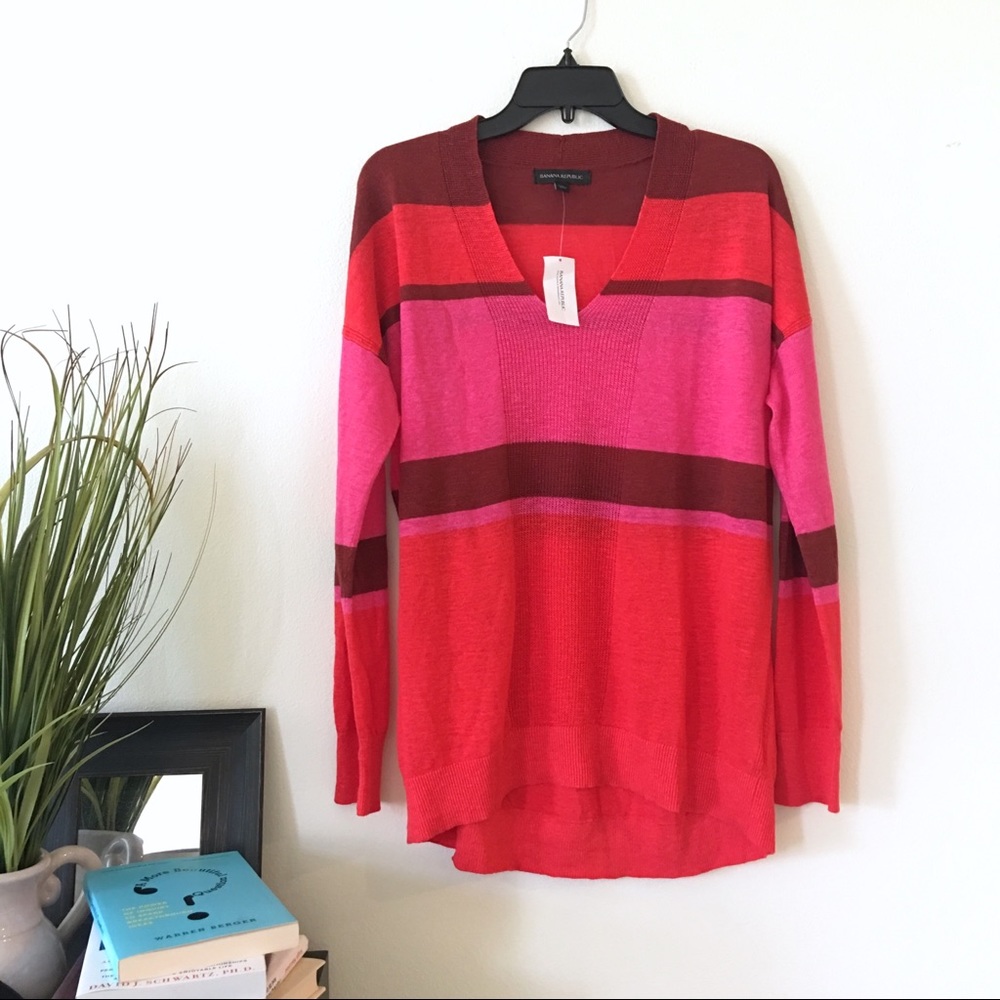 NWT Banana Republic light sweater